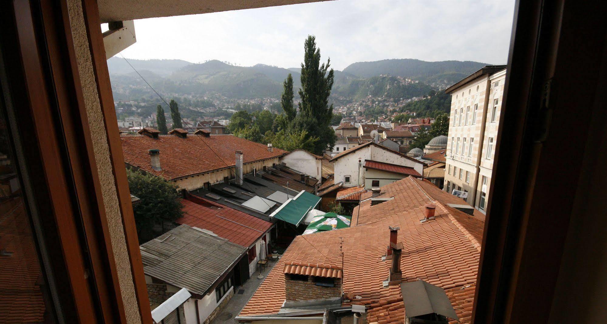 Hotel Divan Sarajevo Buitenkant foto